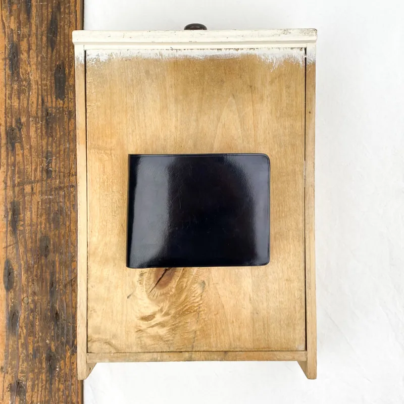 Porte-feuille en cuir tanné